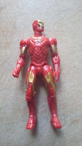 Iron Man figurine , 13cm perfect to use as cake topper