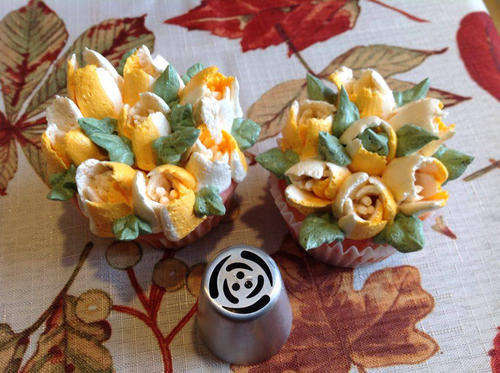 large Russian cake decorating metal nozzle, A