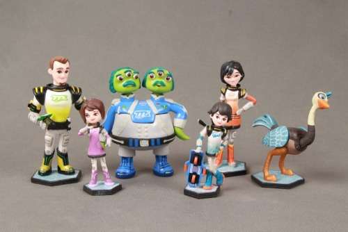 Miles from tomorrowland  figurine set of 6 -  9cm - can work as caketopper