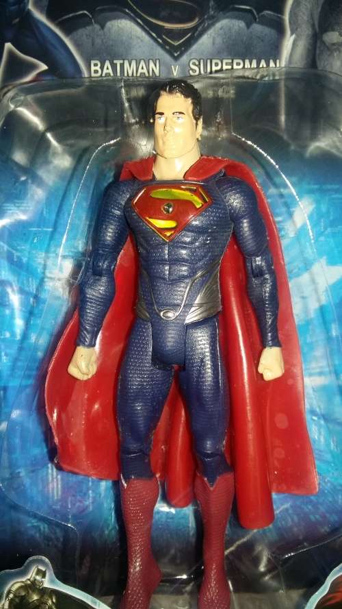 Superman figurine 15cm