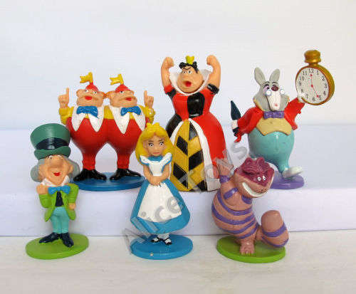 Alice in Wonderland plastic figurine set, 6pcs, size of Alice 8cm, perfect to use as caketopppers