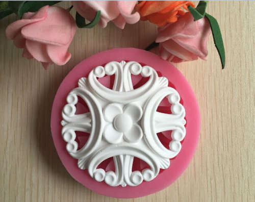 Flower Brooch silicone mould, for choclate or fondant, 5cm