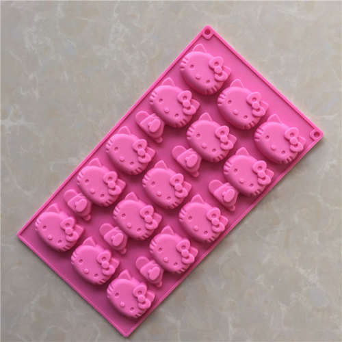 Hello Kitty silicone fondant mould. size of mould 21.5x11.5cm