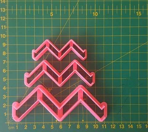 Chevron cookie cutter set