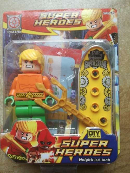 8.5cm Replica lego Star wars super heroes figurine set, perfect to use as caketopper