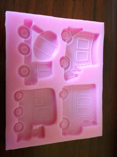 Bus, train, cement mixer fondant  silicone mould, size of mould 10.5x8.5cm