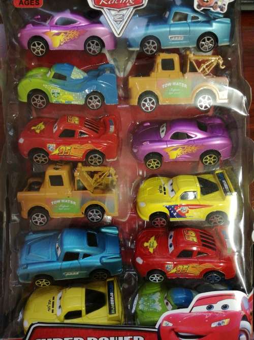 McQueen cars plastic figurine set, perfect to use as cake toppers, +- 8x4cm