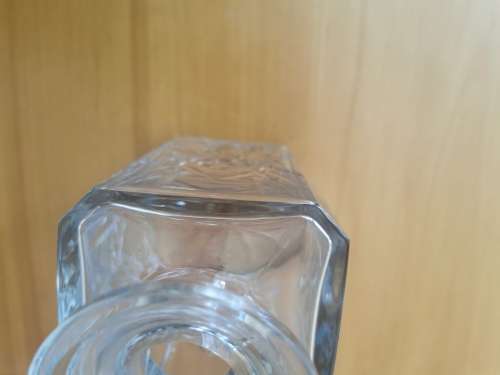 Crystal decanter