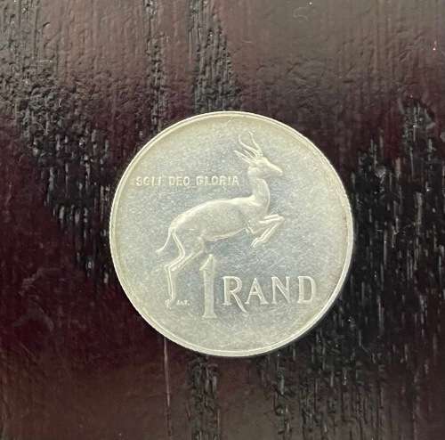 1967 South Africa (RSA) R1.00 coin (1 Rand)  - Afrikaans `Suid-Afrika`` Circulated, 15 Grams (RSA10)