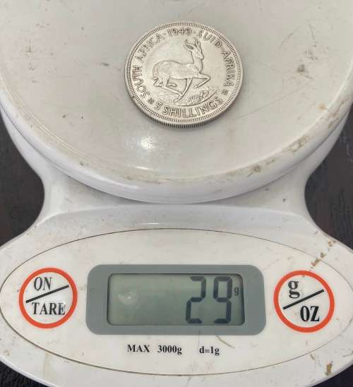 1949 Union of  South Africa - 5 Shilling Silver coin - Circulated, 29 Grams (UNI4)