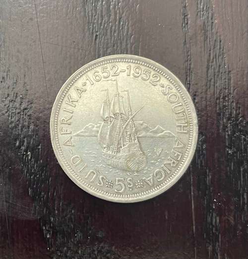 1952 Union of  South Africa - 5 Shilling Silver coin - Circulated, 28 Grams (UNI10)