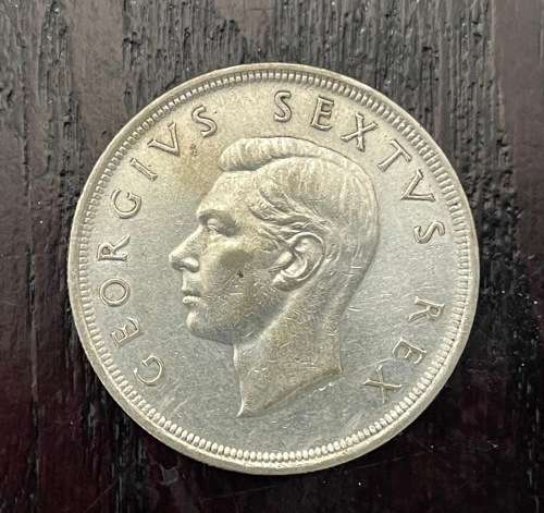1952 Union of  South Africa - 5 Shilling Silver coin - Circulated, 29 Grams (UNI14)