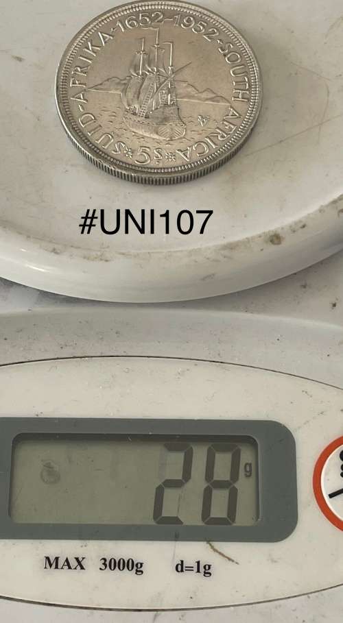 1952 Union of  South Africa - 5 Shilling Silver coin - Circulated, 28 Grams (UNI107)