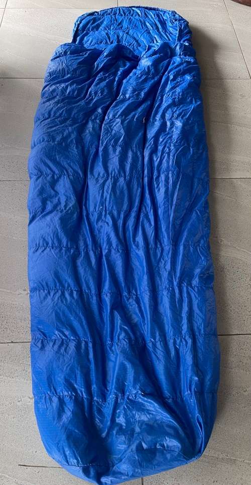 `Climber` - Pre-Owned Adults Down Sleeping Bag `Blue - Rated to (Minus) -4 Degrees