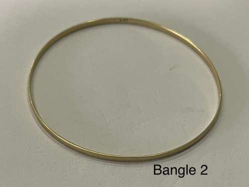 9CT SOLID GOLD BANGLE - 2.5mm WIDE and 61mm O/D  3.45 GRAMS - (BANG02)