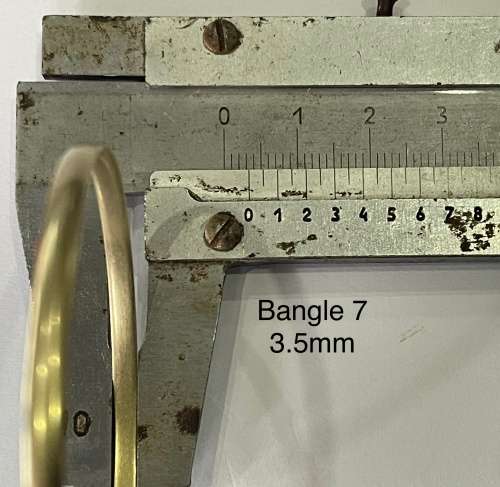 9CT SOLID GOLD BANGLE - 3.5mm WIDE and 62mm O/D  5.19 GRAMS - (BANG07)