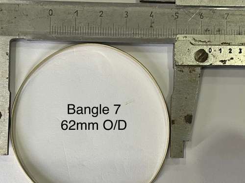 9CT SOLID GOLD BANGLE - 3.5mm WIDE and 62mm O/D  5.19 GRAMS - (BANG07)