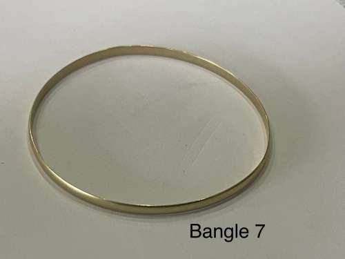 9CT SOLID GOLD BANGLE - 3.5mm WIDE and 62mm O/D  5.19 GRAMS - (BANG07)