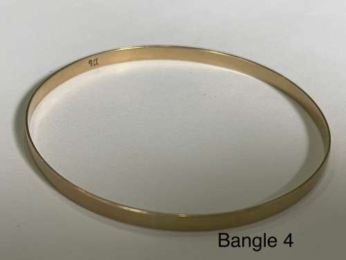 9CT SOLID GOLD BANGLE - 4mm WIDE and 62mm O/D  5.95 GRAMS - (BANG04)