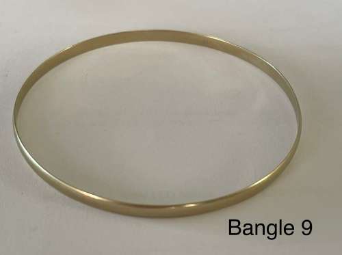 9CT SOLID GOLD BANGLE - 3.5mm WIDE and 65mm O/D  5.05 GRAMS - (BANG09)