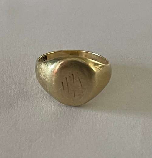 9CT SOLID GOLD SMALL LADIES RING  - Ring size +/-14mm I/D and 18mm O/D  3.18 GRAMS - (RING3 )
