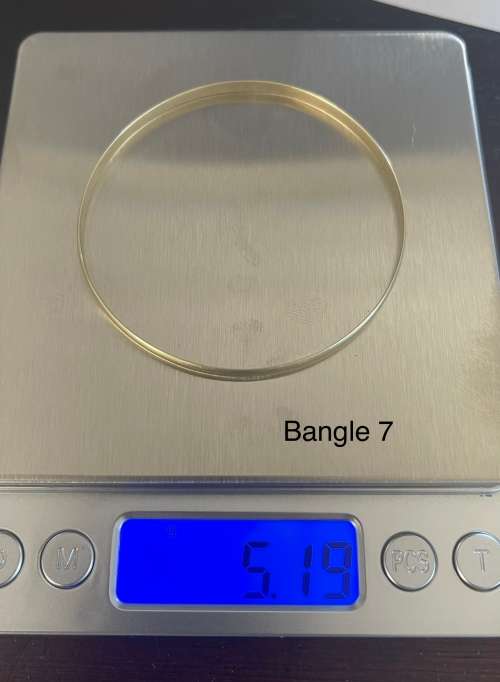 9CT SOLID GOLD BANGLE - 3.5mm WIDE and 62mm O/D  5.19 GRAMS - (BANG07)