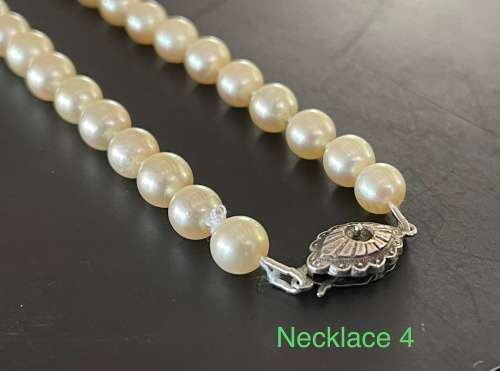 VINTAGE CULTURED 59 PEARL NECKLACE 480MM LONG WITH SILVER CLASP (106.10ct) + VALUATION @R14 900.00