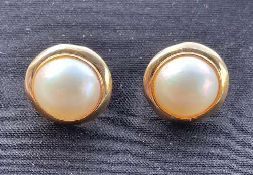 9CT GOLD, GENUINE VINTAGE 19MM MABE PEARL EARRINGS WITH OMEGA CLIP and PIN - 6.61 GRAMS ( 32.95 CT)