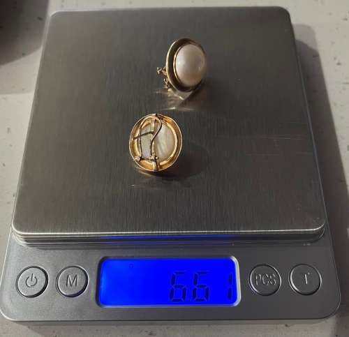 9CT GOLD, GENUINE VINTAGE 19MM MABE PEARL EARRINGS WITH OMEGA CLIP and PIN - 6.61 GRAMS ( 32.95 CT)
