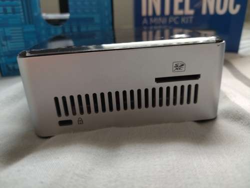Intel NUC NUC5CPYH