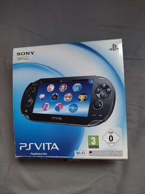 Sony Playstation Vita (3G / WiFi) + 1 Game