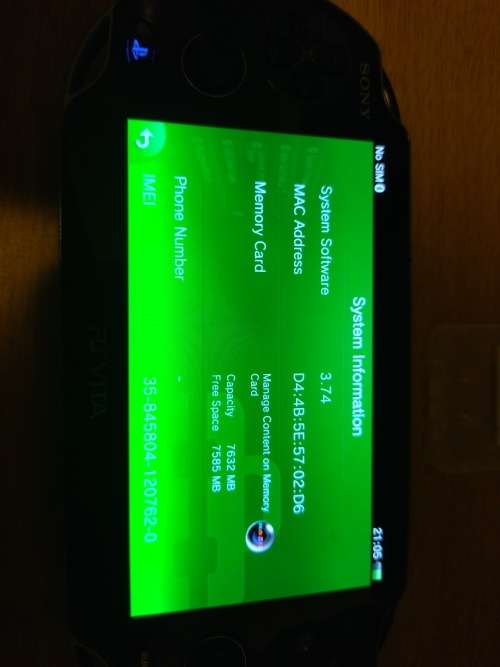 Playstation Vita (3G / Wifi), 8GB Vita memory Card, Charger + SD2Vita Adapter