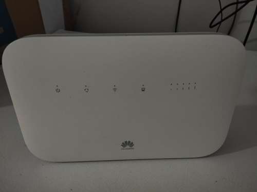 Huawei 4G Router 2 Pro B612 4G / LTE Router (Fixed LTE as well)
