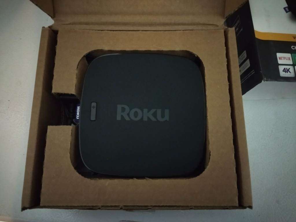 ROKU ULTRA 4K/HDR UHD STREAMING MEDIA PLAYER