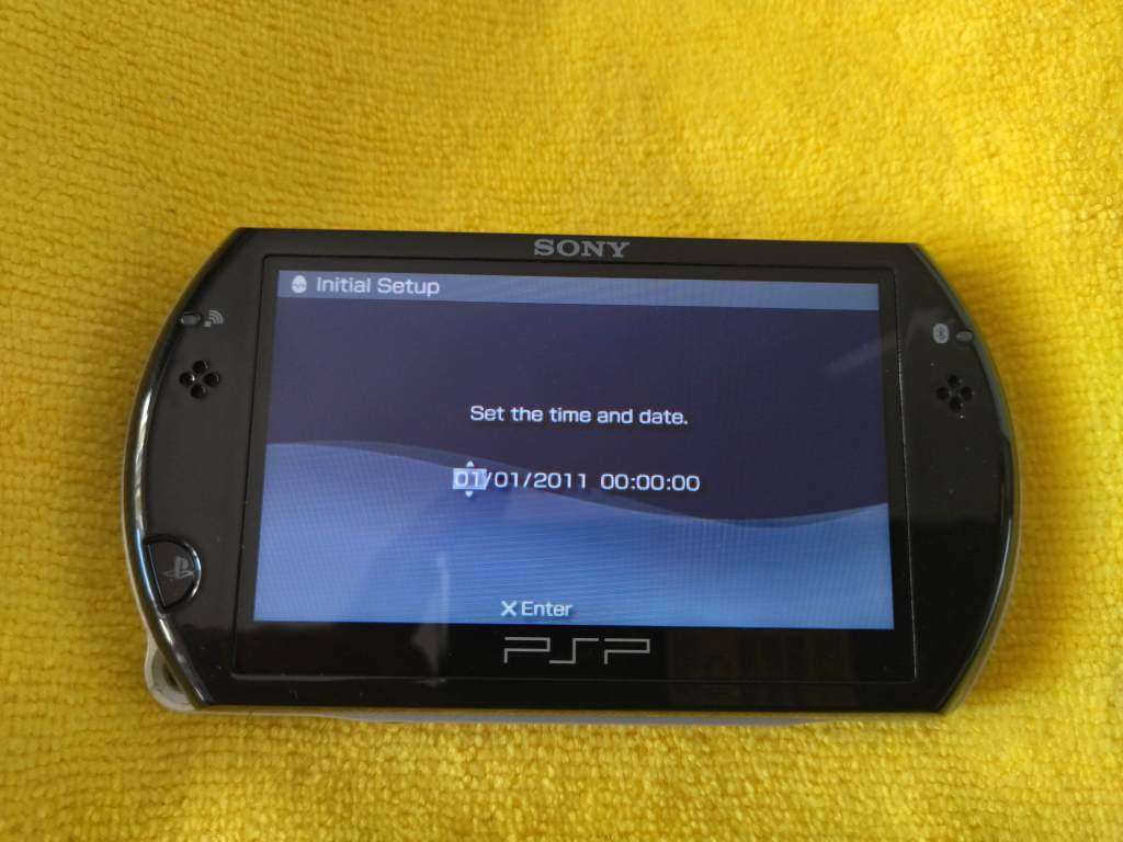 Sony PSP Go Console