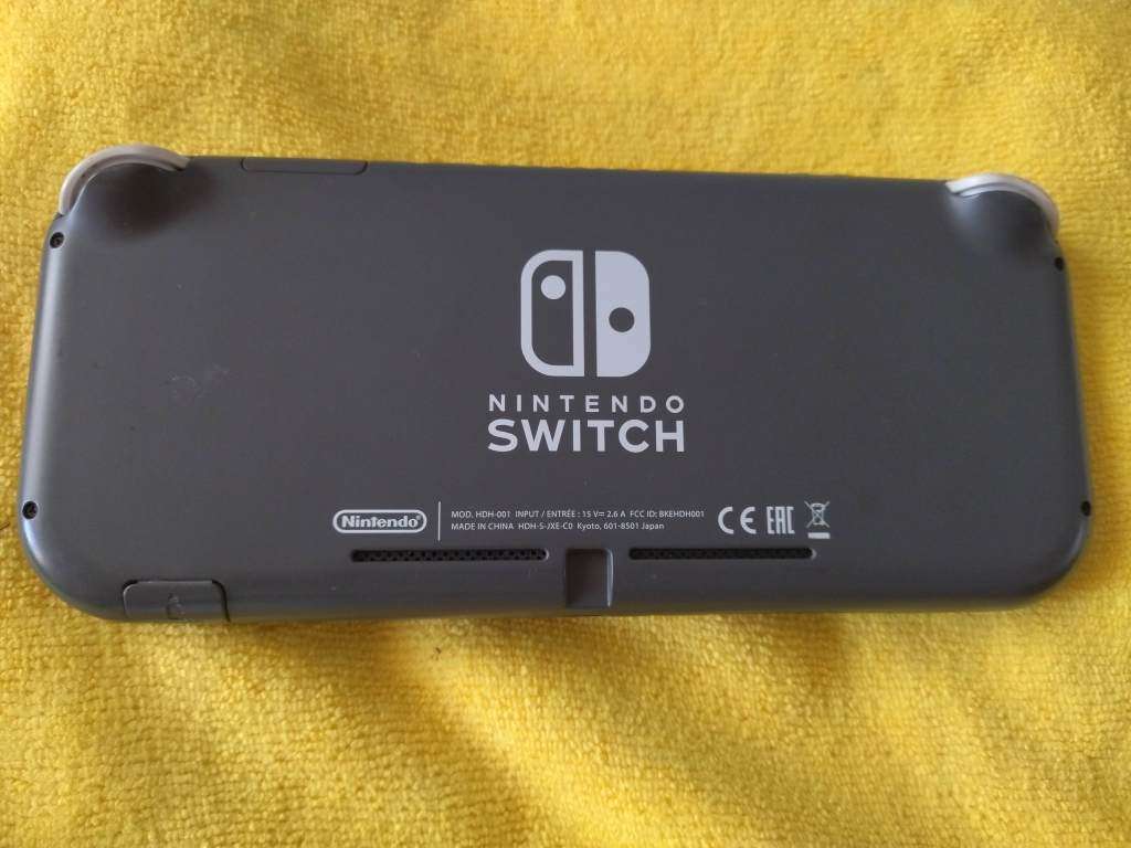 Nintendo Switch Lite (Grey)