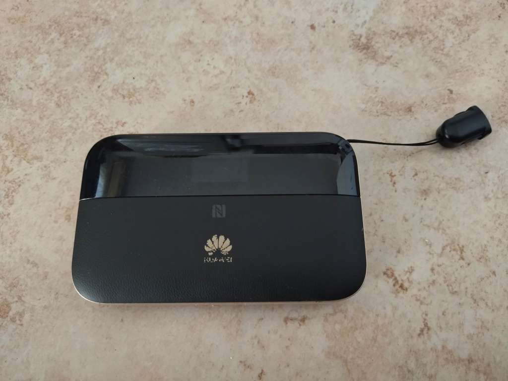 Huawei Mobile WiFi Pro 2 - E5885Ls-93a 4G / LTE Router