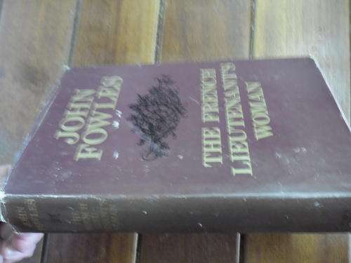 JOHN FOWLES - THE FRENCH LIEUTENANT`S WOMAN - 1971 WORLD BOOKS