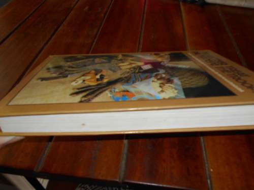 TRAKTEER DIE TROEPE / TREAT THE TROOPS. Kirkwood Suiderkruisfondstak Cumboeke 1984  hardebandboek