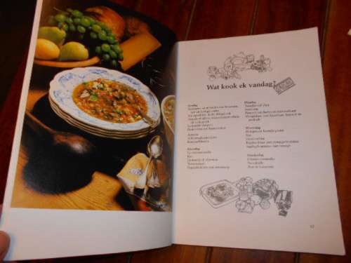 Annette Human - Huisgenoot: Wenresepte 1 - Human & Rousseau 1984  geillus sagteband