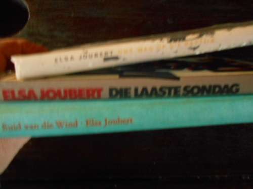 ELSA JOUBERT -  DIE LAASTE SONDAG, SUID VAN DIE WIND EN ONS WAG OP DIE KAPTEIN  - DRIE HARDEBANDE