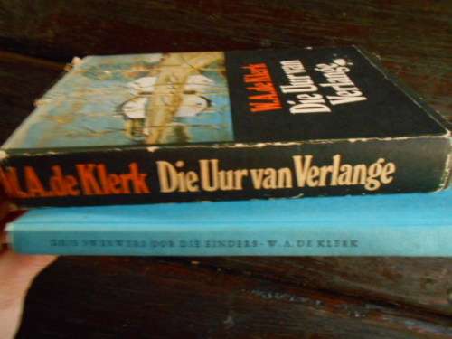 2 BOEKE WA DE KLERK - 3 SWERWERS oor EINDERS 1962 and UUR VAN VERLANGE 1976
