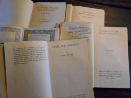 5 SMALL STORY BOOKS - Strange stories, Modern stories, Jane Austin, French stories, Adventure