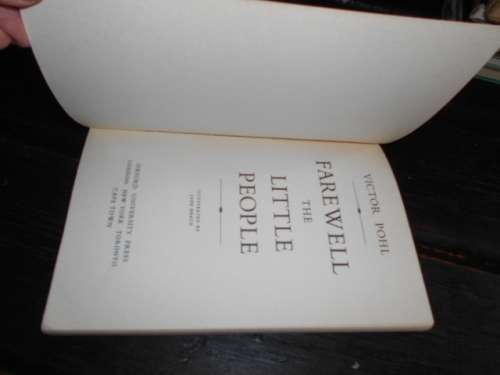 VICTOR POHL - FAREWELL THE LITTLE PEOPLE -  ILLUS JANE HEATH  OXFORD UNIV PRESS SOFTBACK