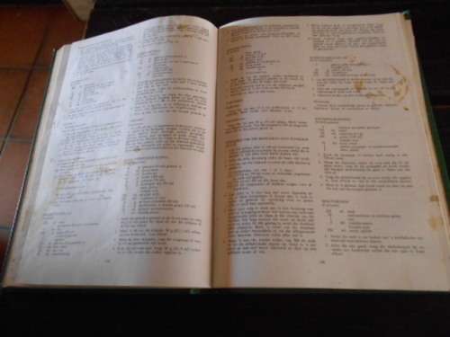 2 boeke Kos en Kookkuns -1ste Gemetriseerde ed.. 2. Resepte  vrugte  1965 Vroue landbou