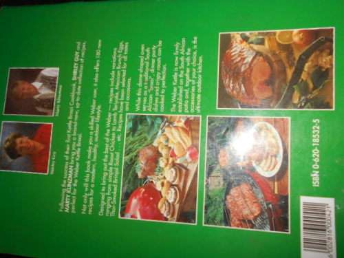 WEBER COOKING - SOUTH AFRICAN STYLE   -SHIRLEY GUY -  OVER 180 RECIPES  SOFTBACK
