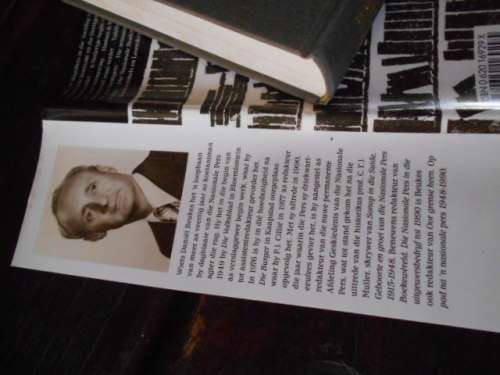 Boekewereld:  WD BEUKES (Autographed) Nasionale Pers in uitgewersbedryf tot 1990 1ste ed.