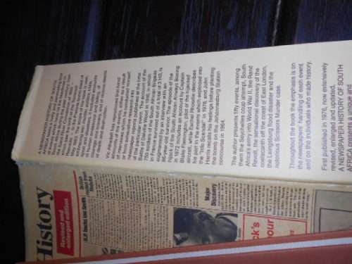VIC ALHADEFF -  A NEWSPAPER HISTORY OF SOUTH AFRICA 1985 ENLARGED