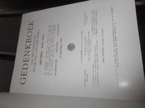 DIRK MOSTERT  - GEDENKBOEK OSSEWATREK 1938 IN BOKS & ANDRIES PRETORIUS SE BOODSKAP
