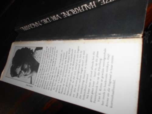 E KOTZE - HALFKRONE VIR DIE NAGMAAL kort stories -  TAFELBERG 1982 1ste ed.